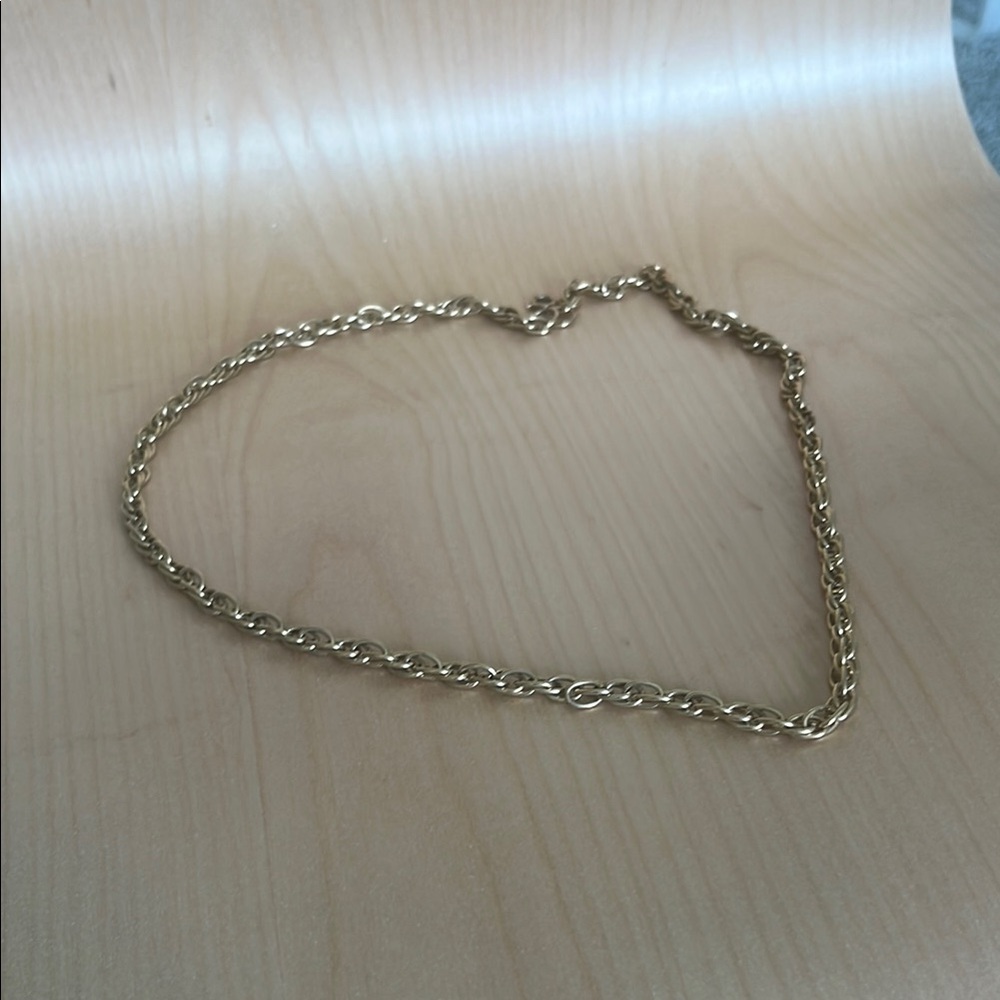 light gold chain